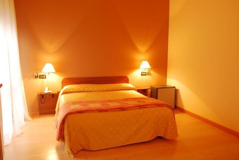 Nuovo Hotel Vigevano Exterior photo