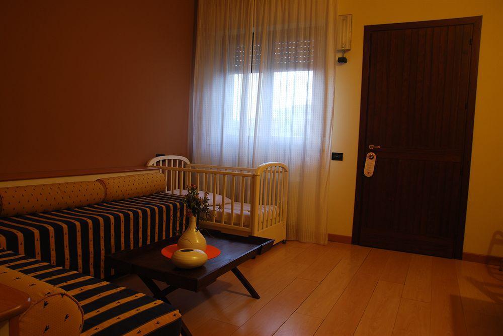 Nuovo Hotel Vigevano Exterior photo