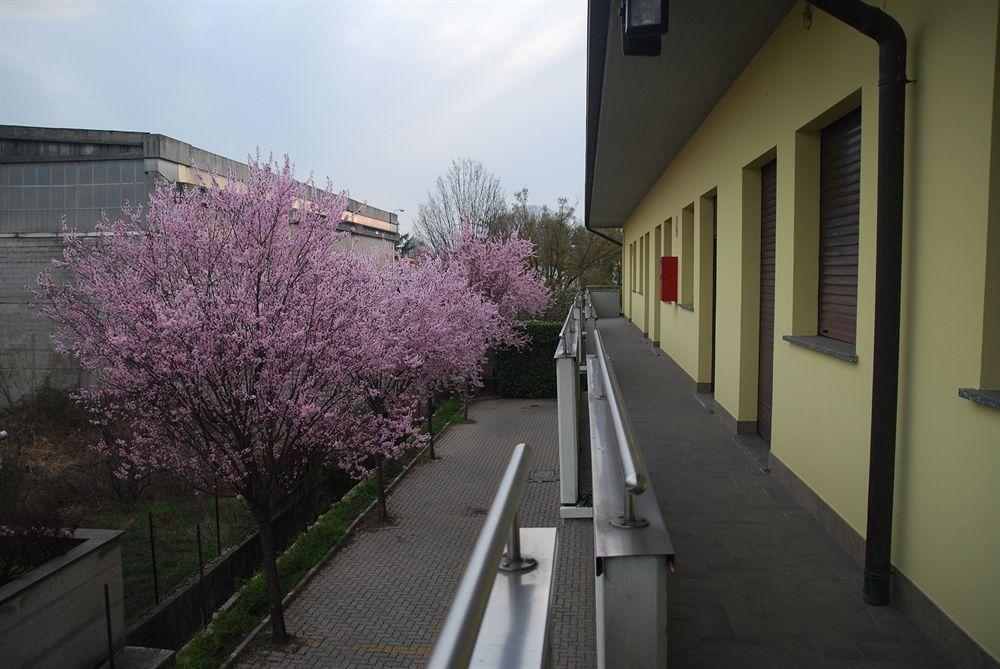 Nuovo Hotel Vigevano Exterior photo